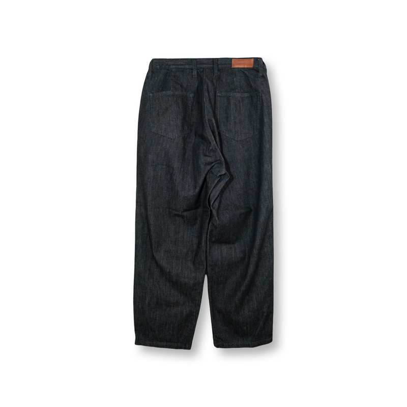 【2025 Autumn 最新作】Classic denim slacks（クラッシックデニムスラックス）