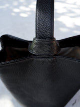 【先行予約 2026 Sprimg 最新作 POCO / shrink leather onehandle bag（ポコ/シュリンクレザーワンハンドルバック）