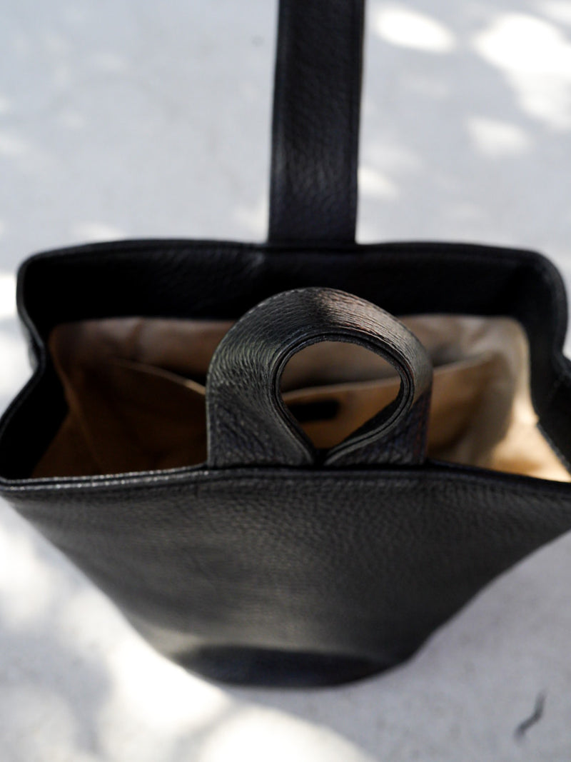 【先行予約 2026 Sprimg 最新作 POCO / shrink leather onehandle bag（ポコ/シュリンクレザーワンハンドルバック）