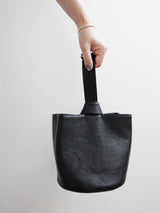 【先行予約 2026 Sprimg 最新作 POCO / shrink leather onehandle bag（ポコ/シュリンクレザーワンハンドルバック）